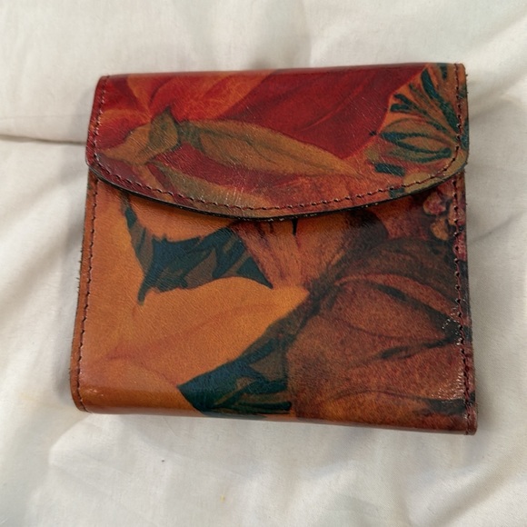 Patricia Nash Floral Valentia Set: Purse, Long+ Short Wallet, Pencil+Tech Pouch. - Picture 9 of 12